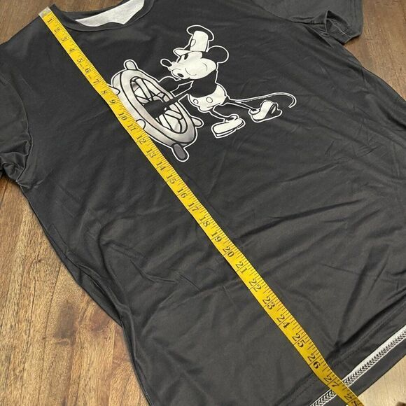 Mickey Mouse Steamboat Willie T-Shirt medium - Picture 6 of 7